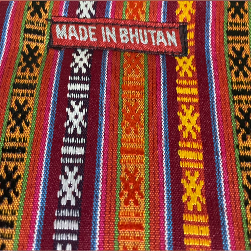 Colorful Bhutanese Handwoven Cotton Zip Wallet - Picture 3 of 7